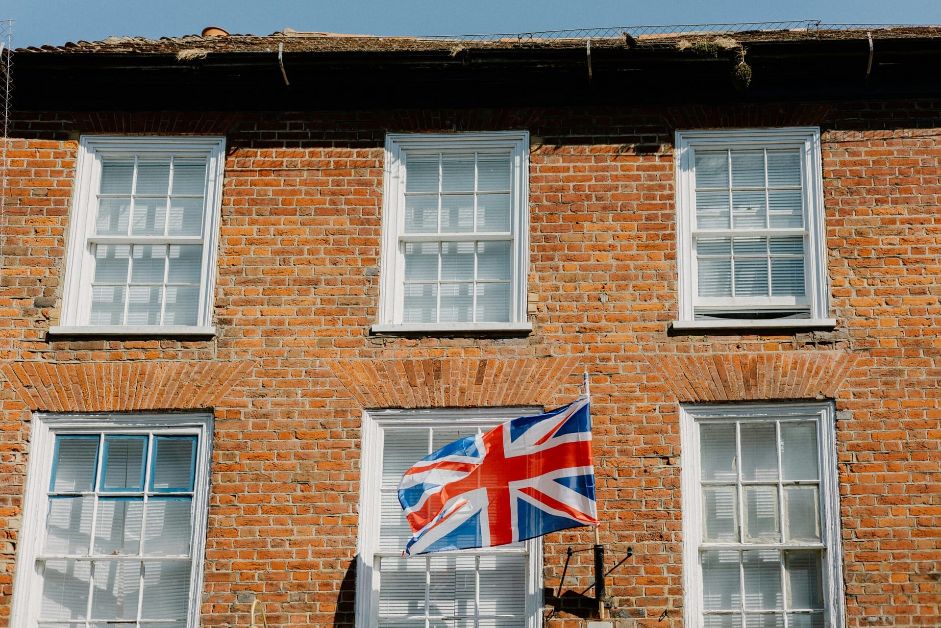 UK building with flag